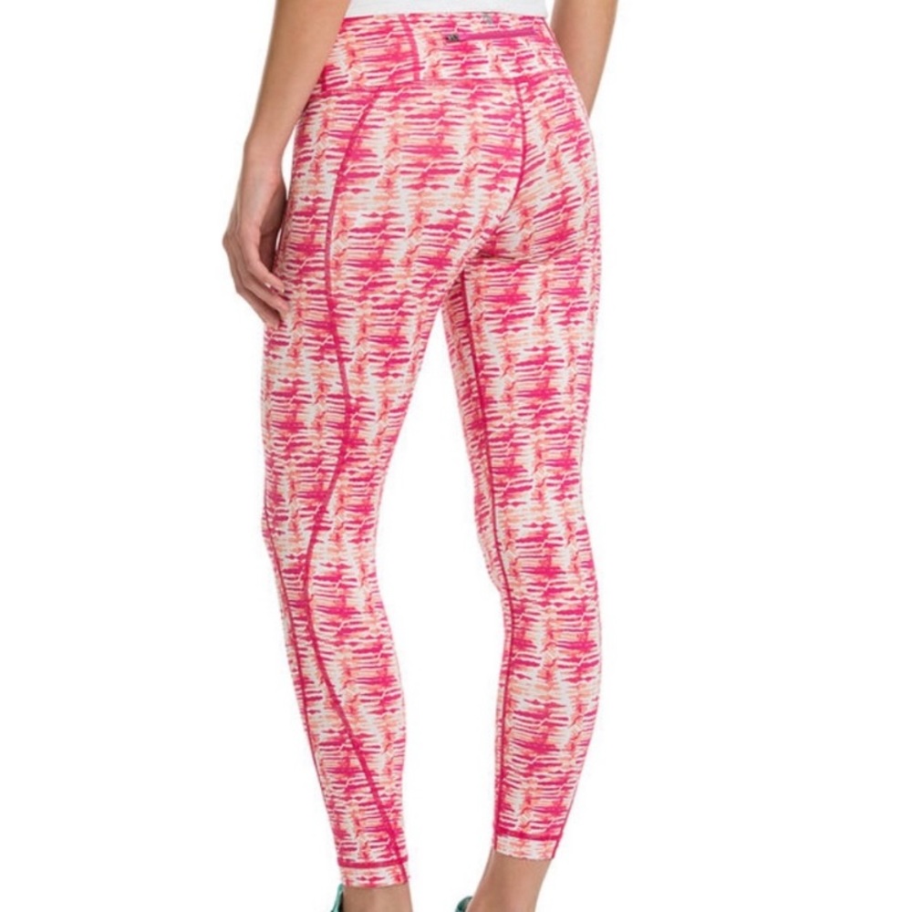 Vineyard Vines Pink / Orange Watercolor Lines Performance Athletic Leggings